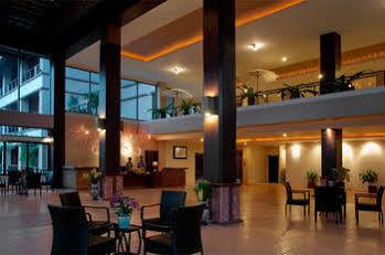 Hillside Country Home Golf & Resort Kabin Buri Exterior photo